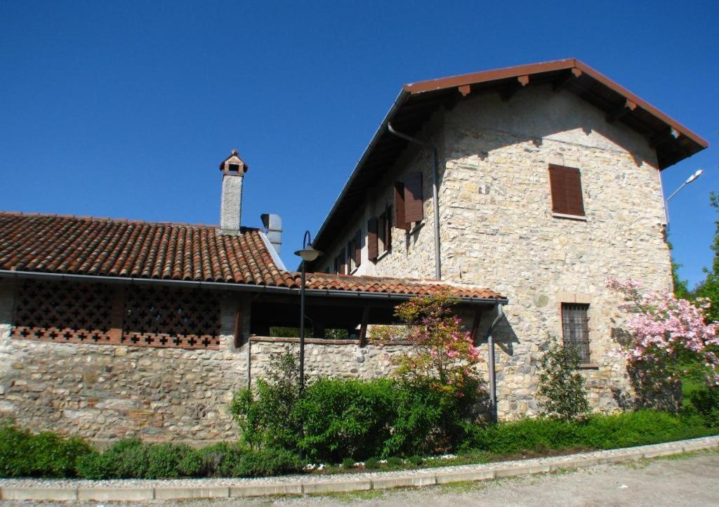 Agriturismo Cassinazza Orsenigo Zewnętrze zdjęcie