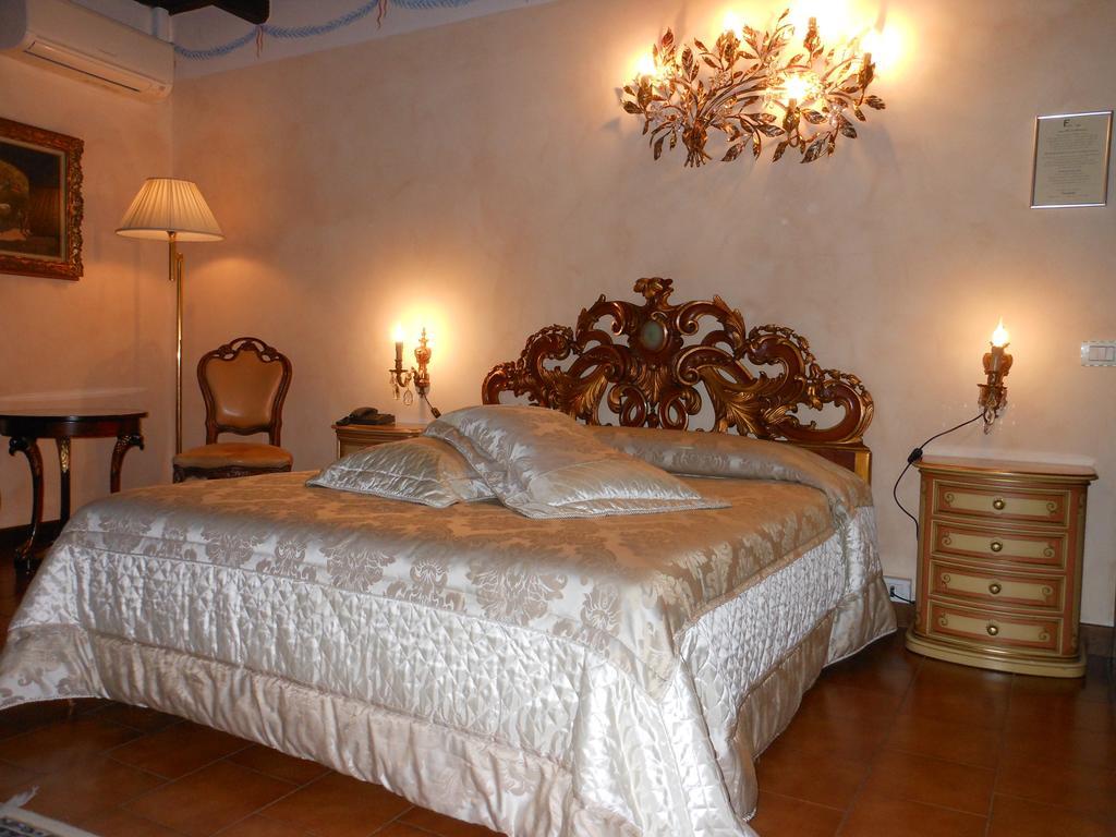 Agriturismo Cassinazza Orsenigo Zewnętrze zdjęcie